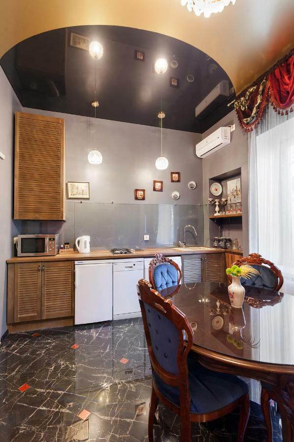 Delux Leopolli Apartments Near Shopping Mall Forum Leopoli Esterno foto