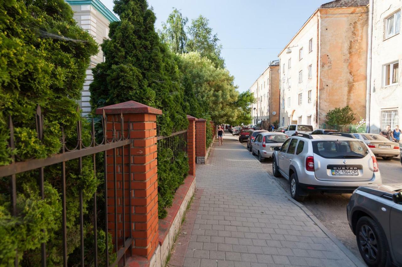 Delux Leopolli Apartments Near Shopping Mall Forum Leopoli Esterno foto